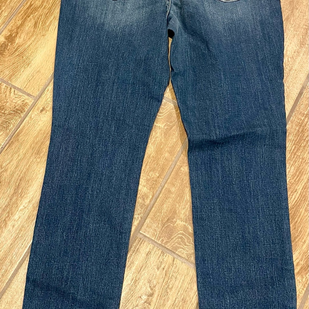 Old Navy Curvy size 10 jeans. - Picture 2 of 2